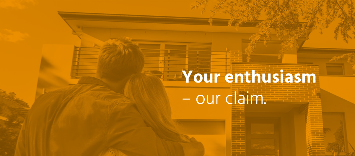 Depiction: Happy couple in front of their freshly painted house